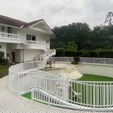 Reddoorz Plus @ Megamendung Puncak 2 Bogor Luaran gambar