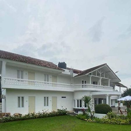 Reddoorz Plus @ Megamendung Puncak 2 Bogor Luaran gambar